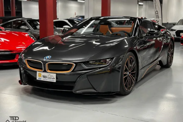 BMW i8 Roadster Sophisto Edition 1 200 374cv Principale