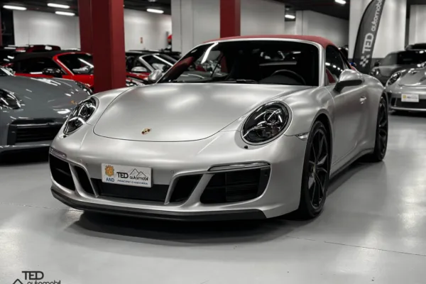 Porsche 911 Carrera 4 GTS 991 2 Cabriolet 450cv Principale