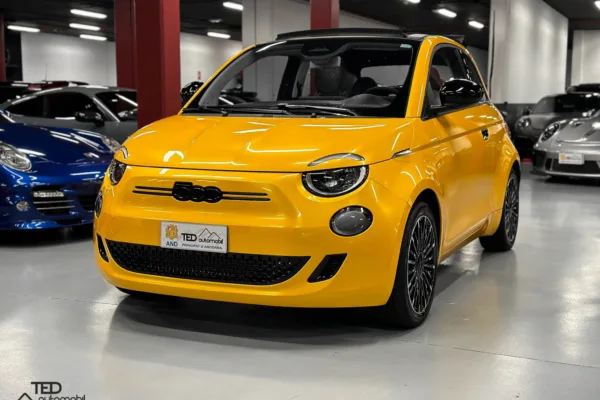 Fiat 500e Cabriolet 100 Electric Principale