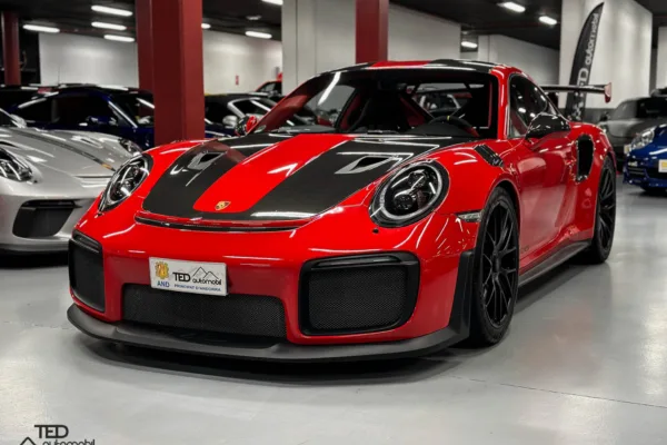 Porsche 911 GT2 RS 991 700cv Weissach Principale