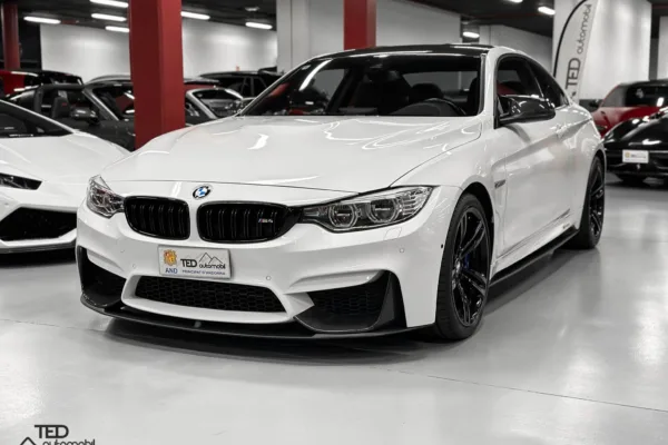 BMW M4 F82 431cv DKG Milteck Principale