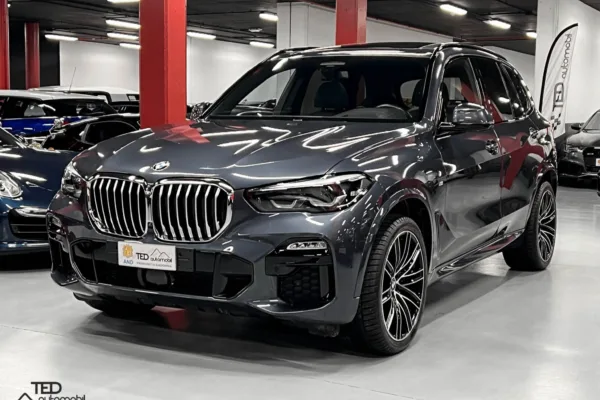 BMW X5 40i 340cv Pack M 7 places Principale