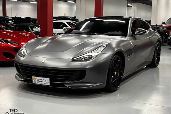 Ferrari GTC4 Lusso T 610cv Principale