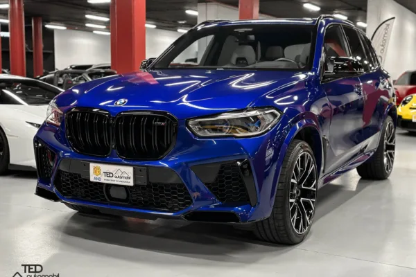 BMW X5 M Competition 625cv Blau Principale