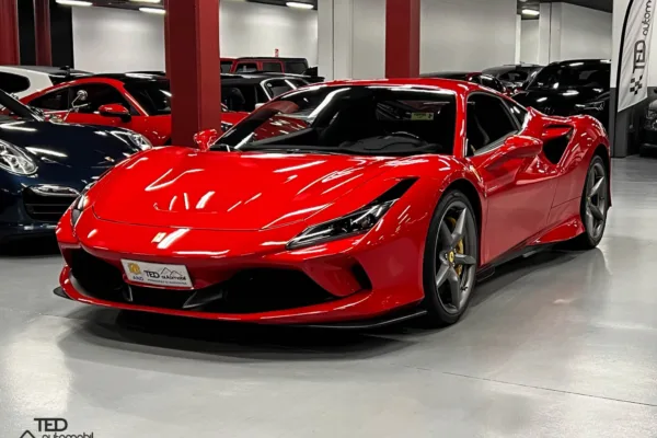 Ferrari F8 Tributo 720cv Vermell Principale