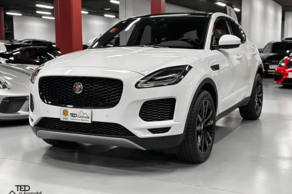 Jaguar E Pace 200cv AWD Principale