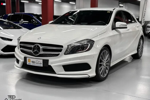 Mercedes A220 CDI Pack AMG 170cv Principale