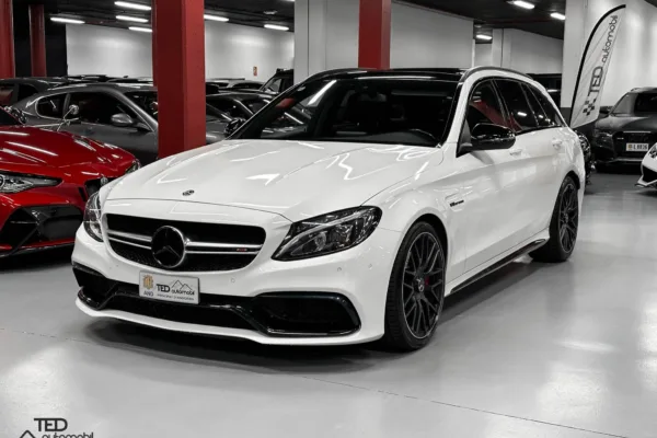 Mercedes C63s AMG Estate 510cv Principale