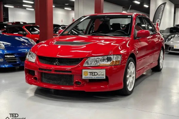 Mitsubishi Lancer EVO 8 Principale