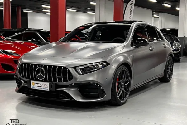 Mercedes A45s AMG 4 Matic 421cv Gris Mate Principale