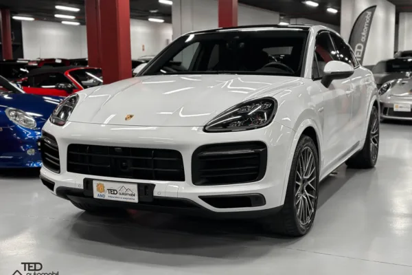 Porsche Cayenne Coupe E Hybrid 462cv Principale