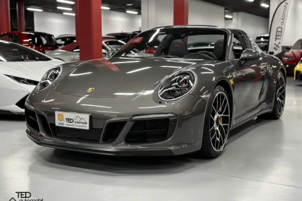 Porsche 911 Targa 4 GTS 450cv Ceramics Principale