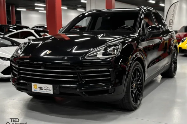 Porsche Cayenne S 440cv Model 2018 n02 Principale