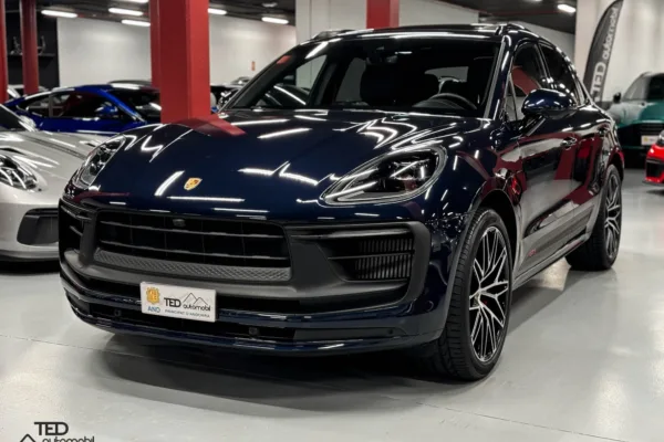 Porsche Macan GTS 440cv Blau Principale