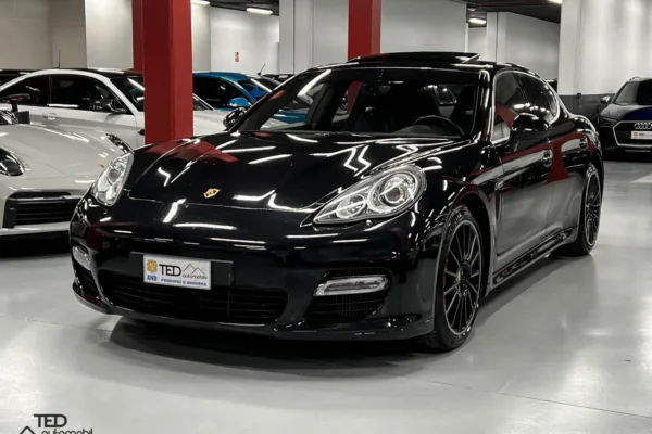 Porsche Panamera Turbo 500cv Principale