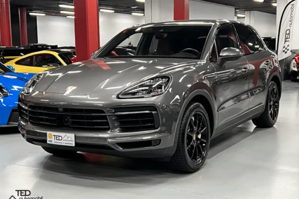 Porsche Cayenne S 440cv Gris Principale