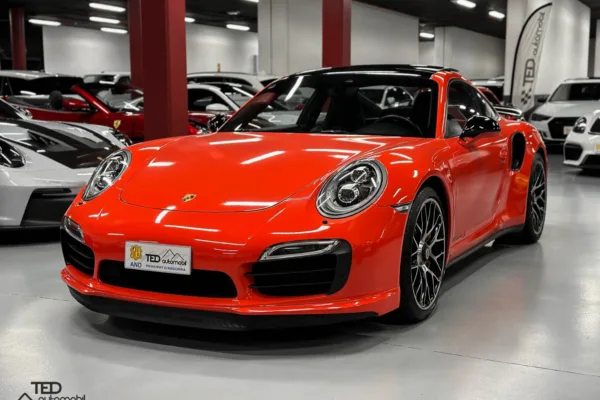 Porsche 911 Turbo S 991 560 CV Principale