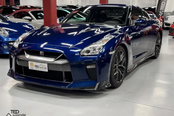 Nissan GT R 570cv Blau Principale