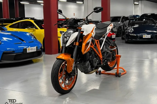 KTM 1290 Super Duke R Special Edition Principale