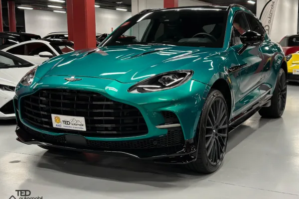 Aston Martin DBX 707 Principale