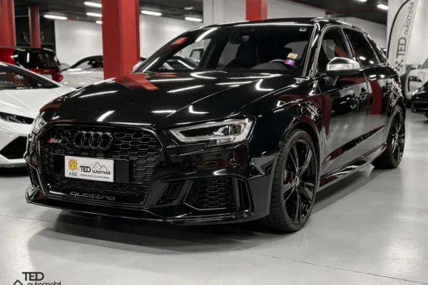 Audi RS3 Sportback 400cv Principale