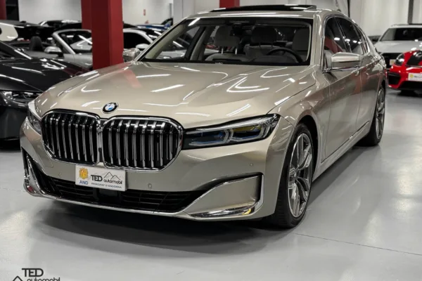 BMW 740d X Drive Principale