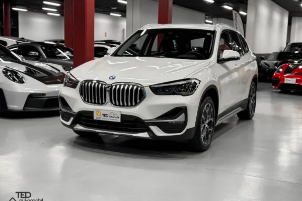 BMW X1 18d X Drive 150cv Principale