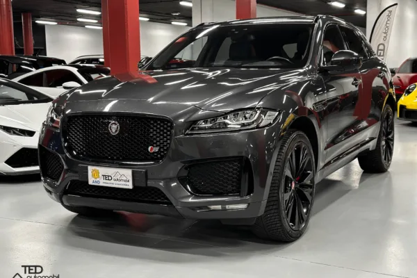 Jaguar F Pace S 380cv Principale