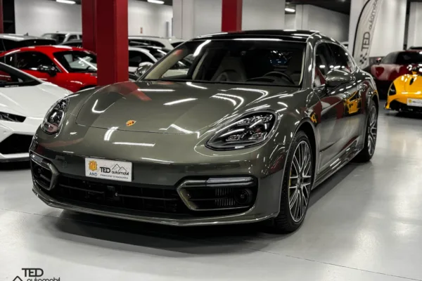 Porsche Panamera Turbo S 630cv Principale