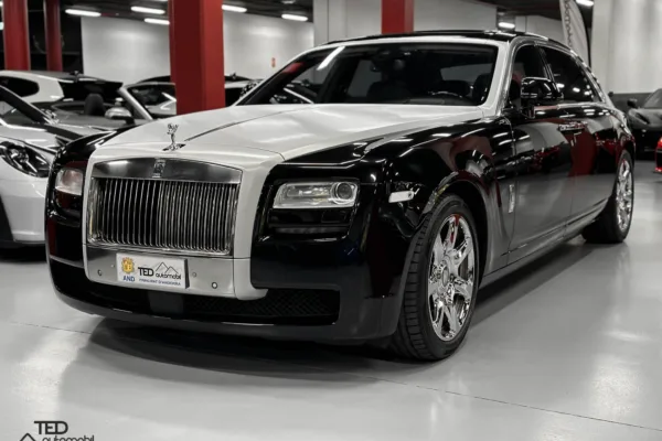 Rolls Royce Ghost 570cv Principale