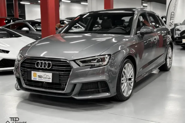 Audi A3 2 0 TDI 150cv S Line Principale