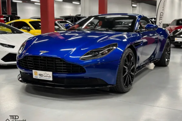 Aston Martin DB11 510cv Principale