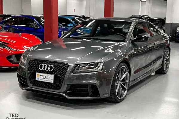 Audi RS5 450cv Principale