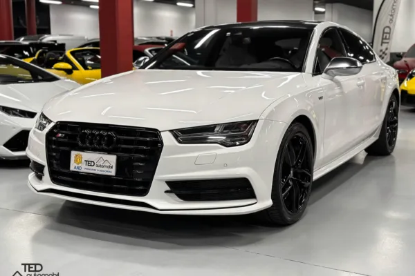 Audi S7 V8 450cv Quattro Akrapovic Principale