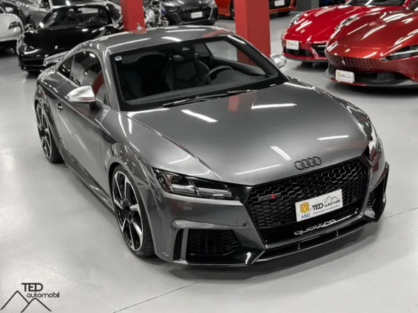 Audi TT RS 400cv Gris 04