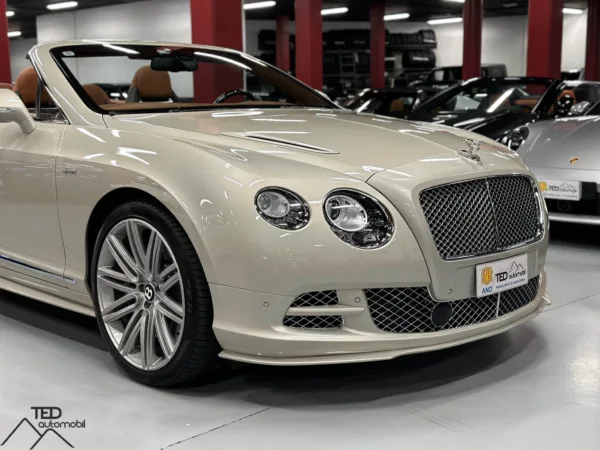 Bentley Continental GTC Speed 635cv 04