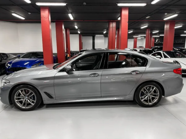 BMW 530d X Drive 4x4 Pack M 265cv 09