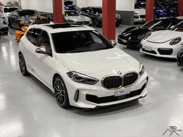 BMW M135i F40 306cv x Drive Blanc 04