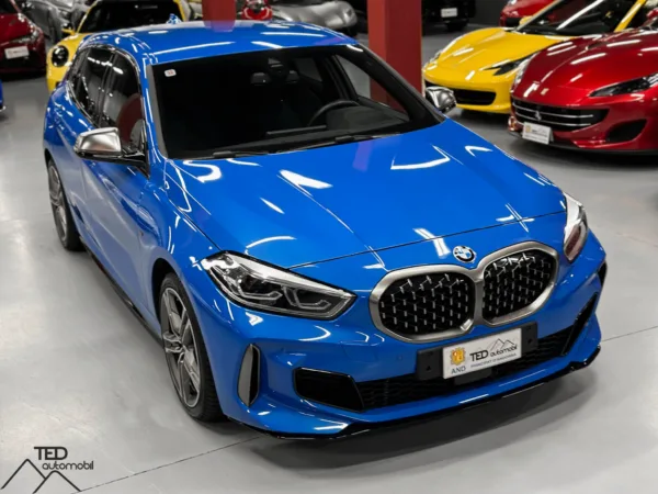 BMW M135i F40 306cv x Drive Blau 04