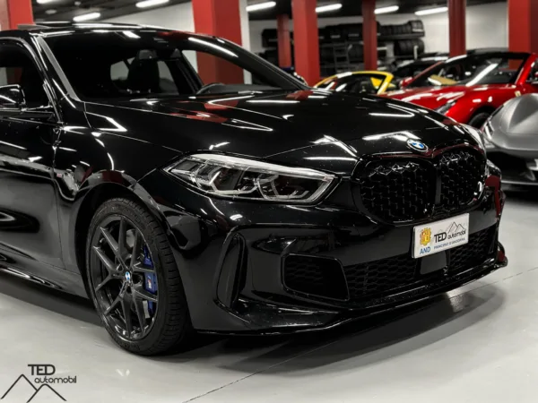 BMW M135i F40 306cv x Drive Negre 05