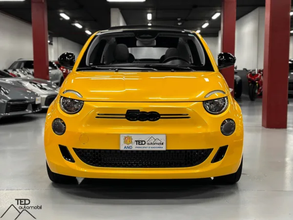 Fiat 500e Cabriolet 100 Electric 02