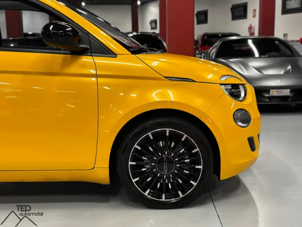 Fiat 500e Cabriolet 100 Electric 05