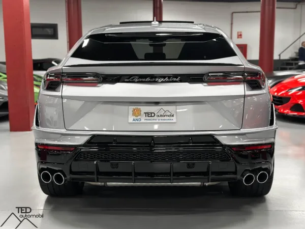 Lamborghini Urus S 666cv 06