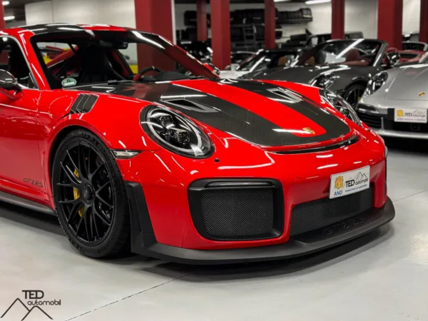 Porsche 911 GT2 RS 991 700cv Weissach 04