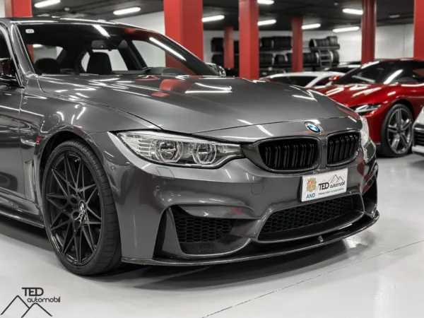 BMW M3 431cv DKG 05