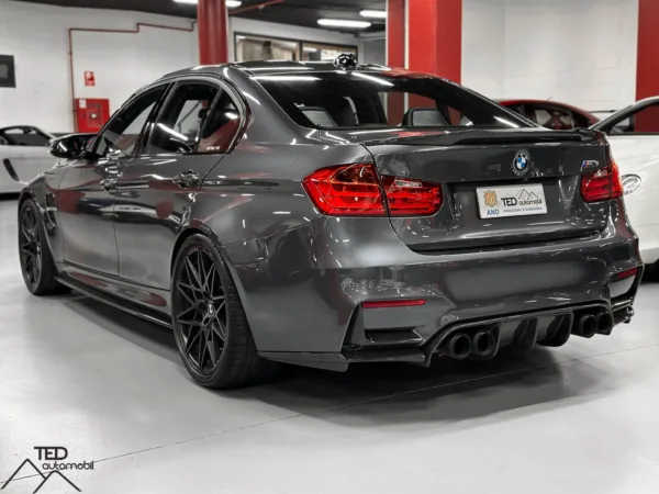 BMW M3 431cv DKG 10