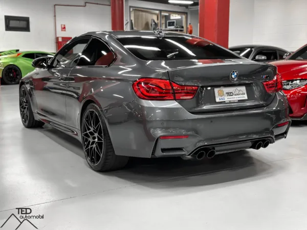 BMW M4 Competition DKG 450cv Gris 09