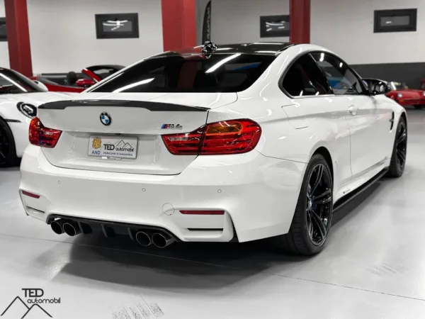 BMW M4 F82 431cv DKG Milteck 07