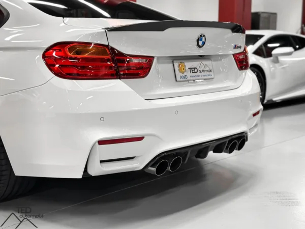 BMW M4 F82 431cv DKG Milteck 10