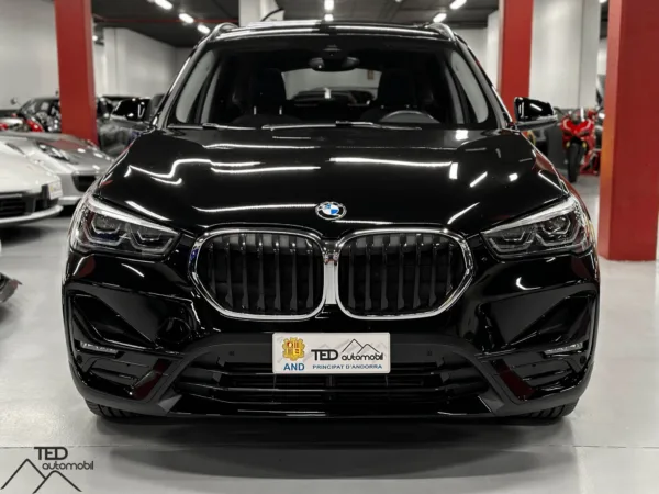 BMW X1 18d X Drive 150cv Negre 02